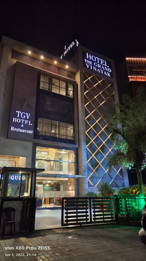 Tgv Hotel Ahmedabad Eksteriør billede